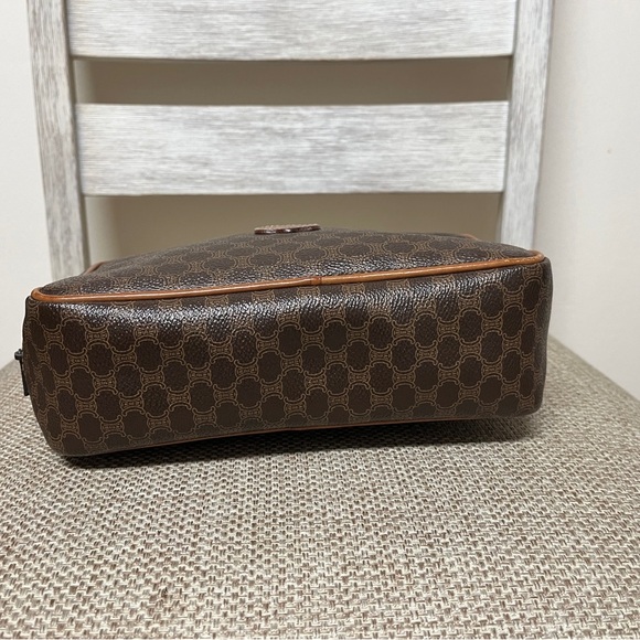 Celine Brown Toiletry Bag - Picture 5 of 13